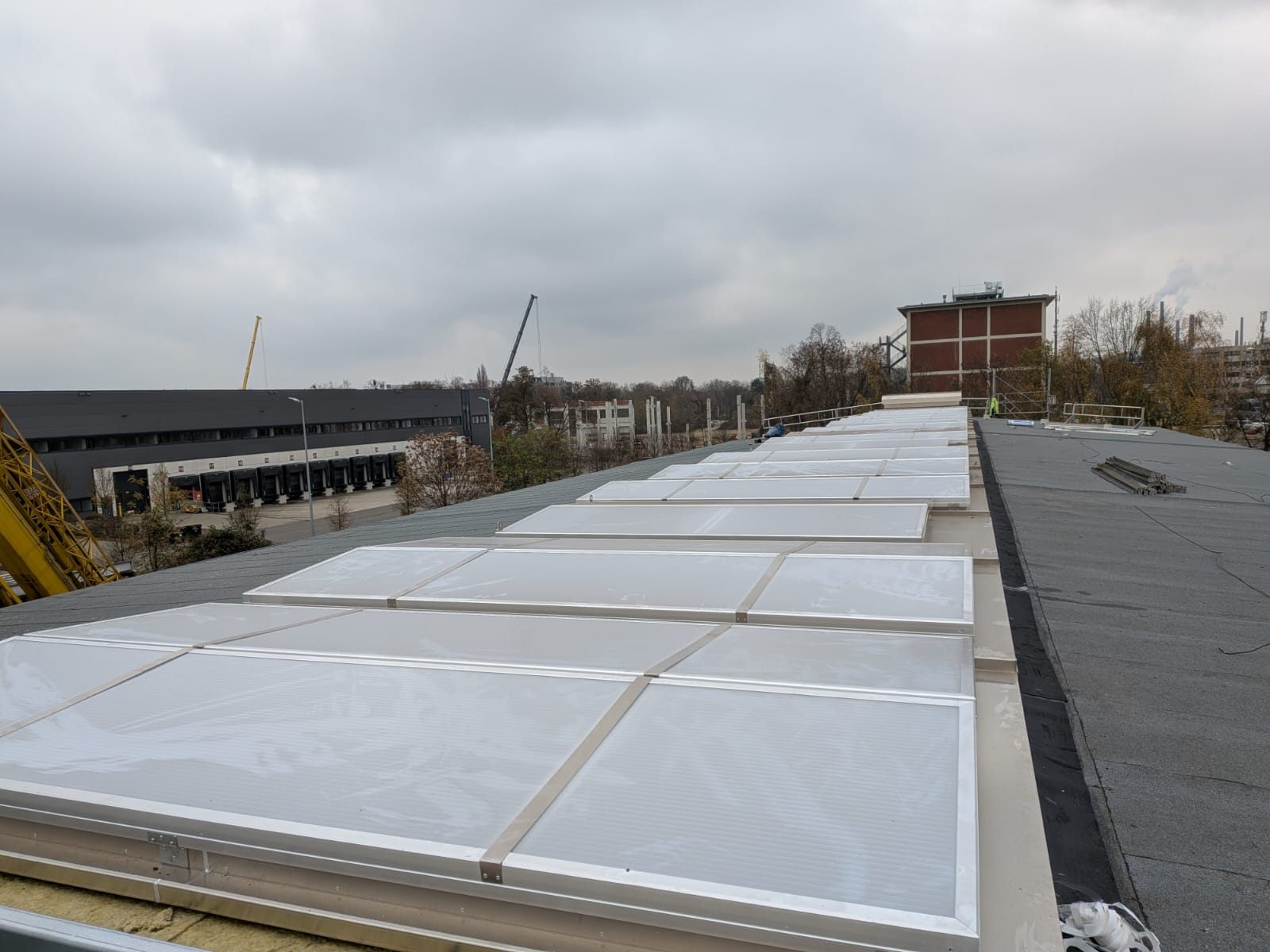 Lichtbandsanierung einer Industriehalle in Düsseldorf
